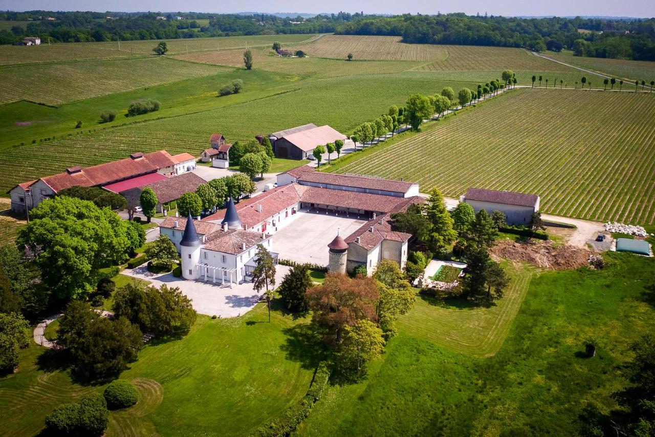 Chambres D'Hotes Du Chateau De Seguin Lignan-de-Bordeaux Esterno foto